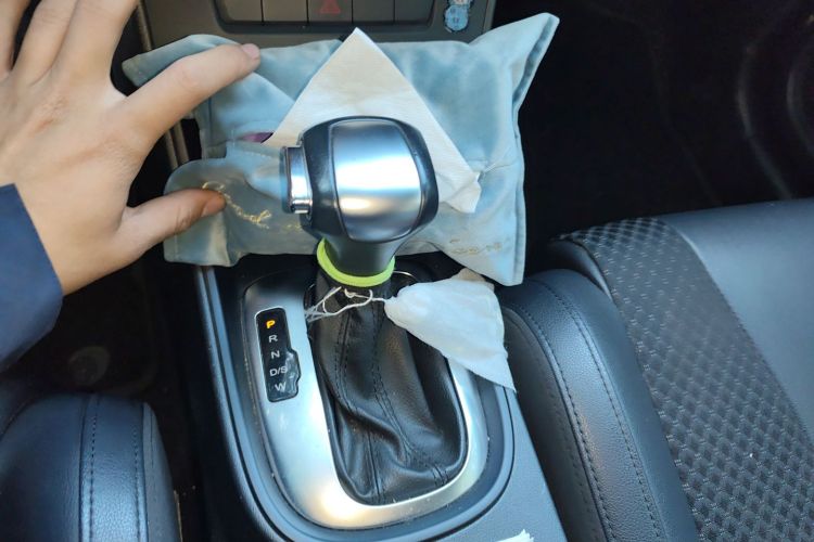 MG GT 2015 #16 MG GT 2015 car image #16