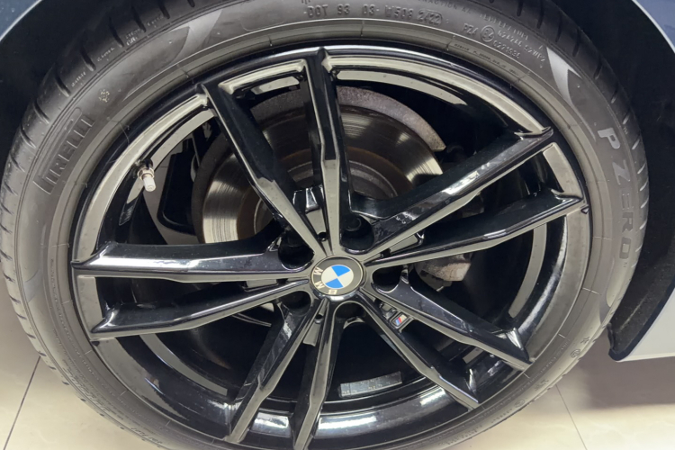 BMW 4 Series 2022 car image #16