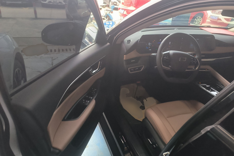 2024 car image #16