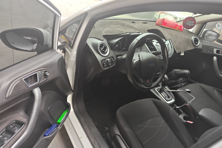 Ford Fiesta (Imported) 2016 #16 Ford Fiesta (Imported) 2016 car image #16