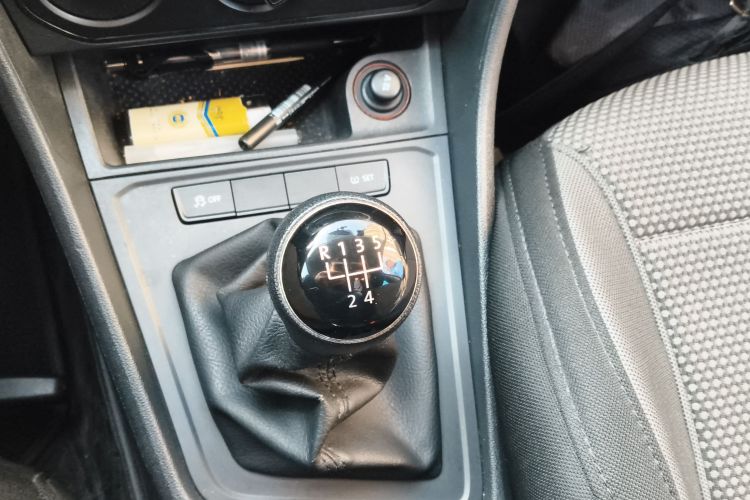 Volkswagen Gran Lavida 2017 car image #16