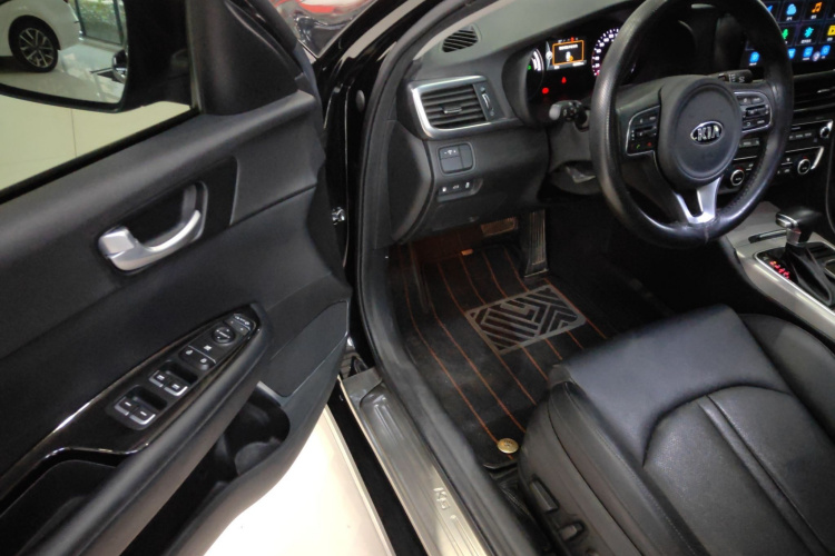 起亚 起亚K5新能源 2019 汽车图片 #16