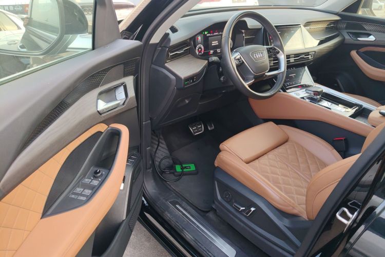 Audi Q6 2024 صورة سيارة #16