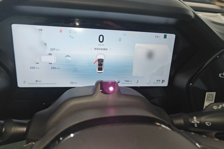 GEELY Monjaro MHEV 2025 #16 GEELY Monjaro MHEV 2025 car image #16