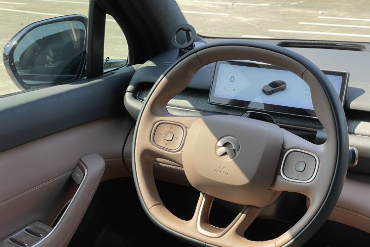 NIO ES6 2023 изображение автомобиля #16