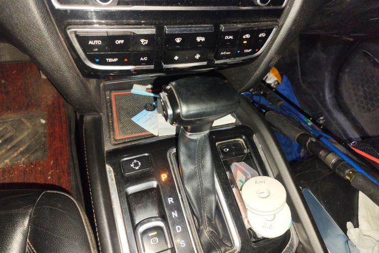 GAC Trumpchi GS7 2017 car image #16