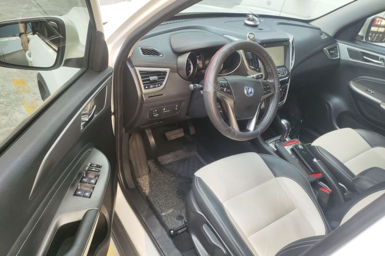 Changan CS35 2018 car image #16