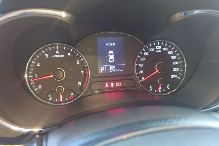 Kia K3 2015 #16 Kia K3 2015 car image #16
