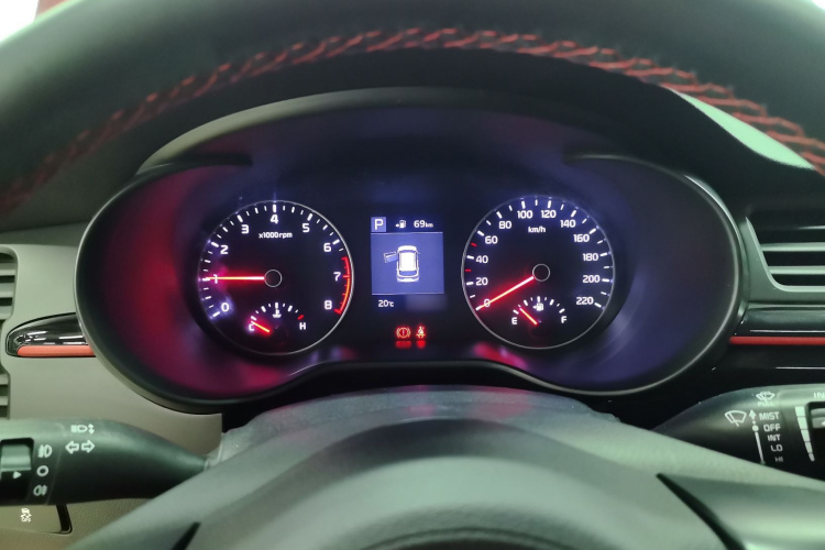 Kia Rio Cross 2018 صورة سيارة #16