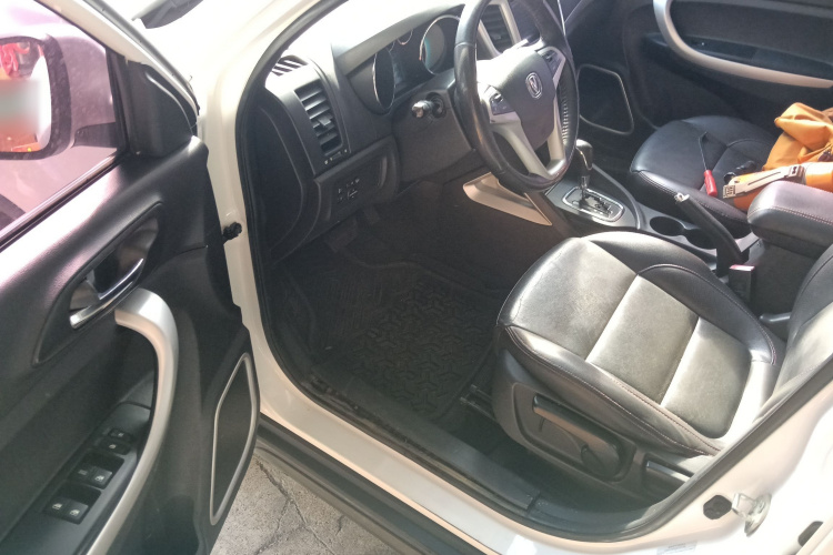 Changan CS35MAX 2015 immagine di auto #16