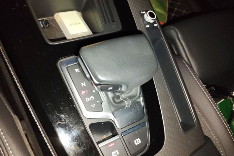 Audi Q5L Sportback 2021 car image #16