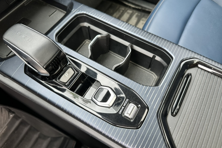 睿蓝汽车 睿蓝9 2023 汽车图片 #16