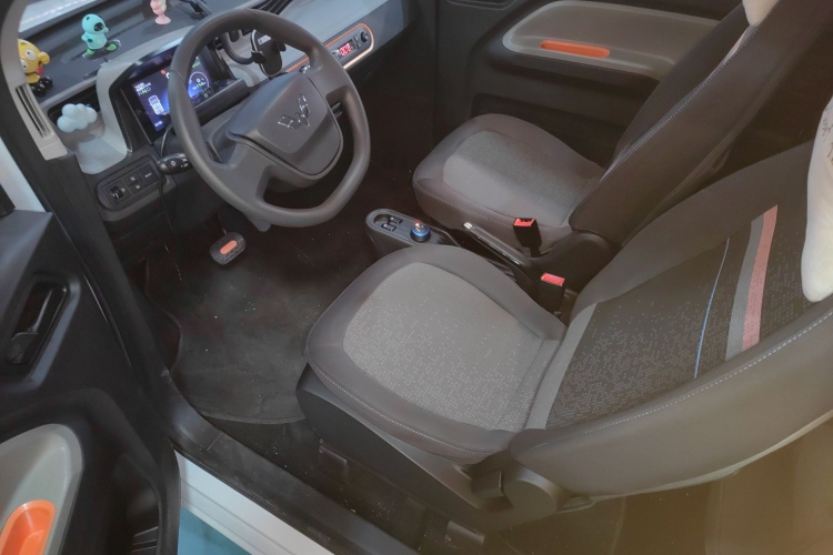 Wuling Hongguang MINI EV 2025 car image #16