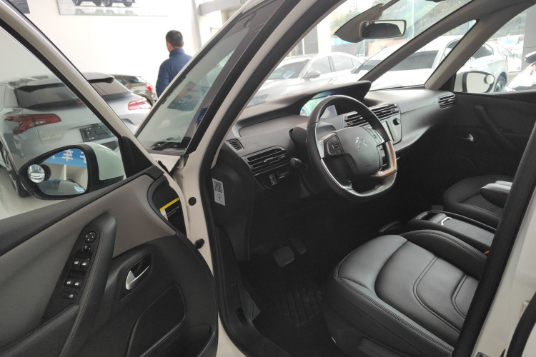 Citroen C4 PICASSO 2017 car image #16