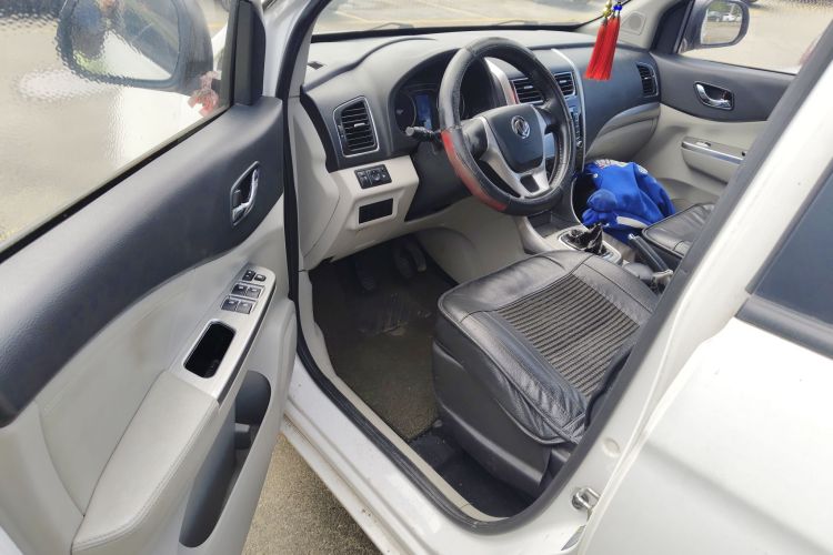 Forthing S500 2015 изображение автомобиля #16