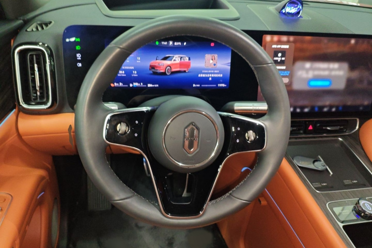 2024 car image #16