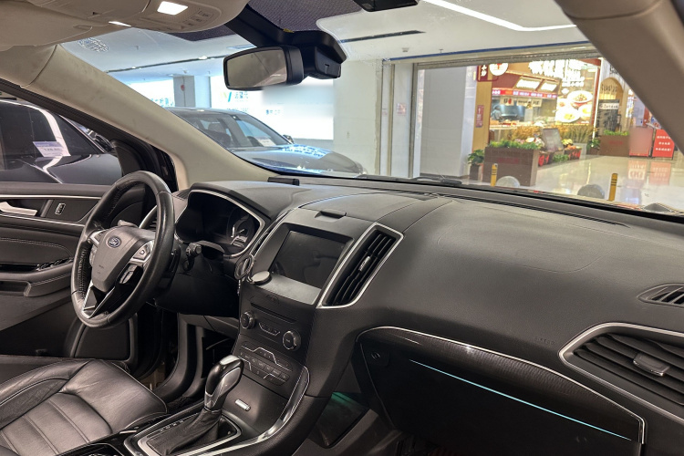 Ford Edge 2017 صورة سيارة #16