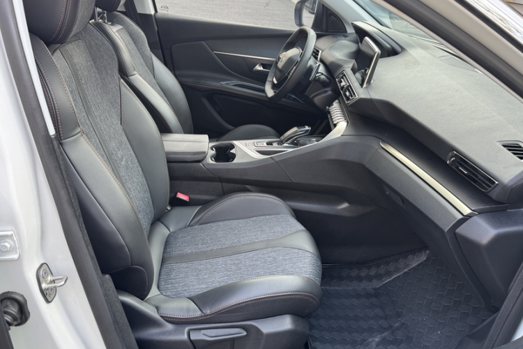 Peugeot 4008 2018 car image #16
