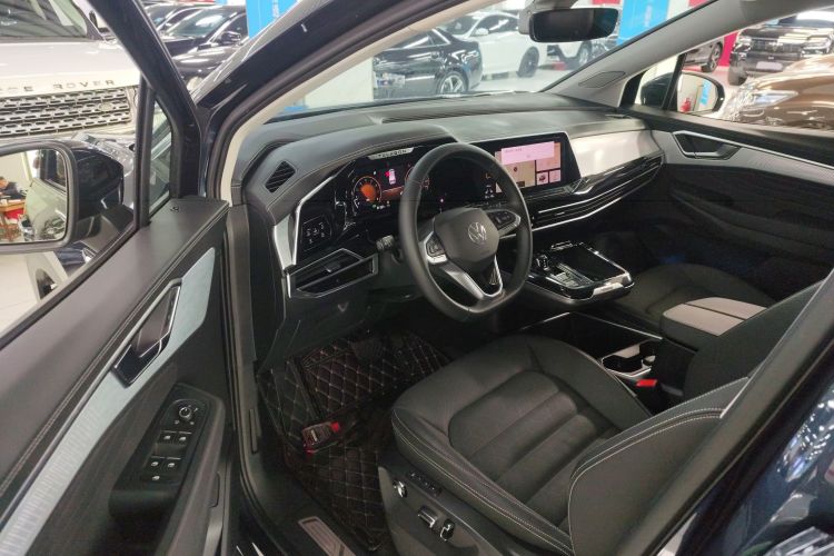 Volkswagen Talagon 2024 car image #16