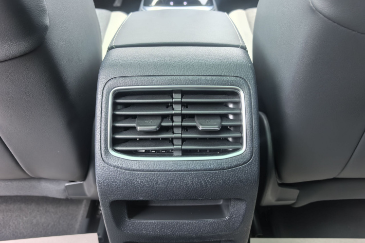 Volkswagen ID.4 Crozz 2023 #16 Volkswagen ID.4 Crozz 2023 car image #16