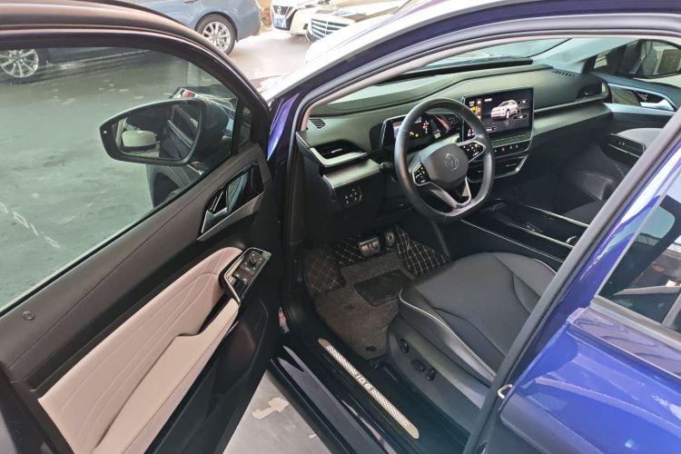 Volkswagen ID.6 X 2022 immagine di auto #16