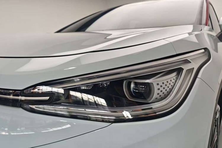 Volkswagen ID.4 X 2021 immagine di auto #16