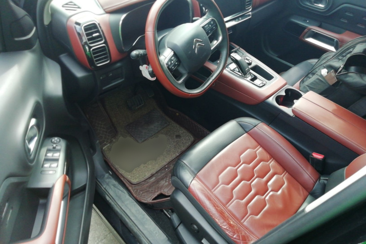 Citroen C5 AIRCROSS 2018 car image #16