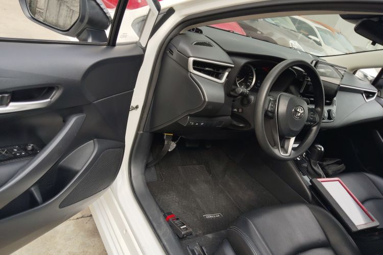 丰田 卡罗拉锐放 2020 汽车图片 #16