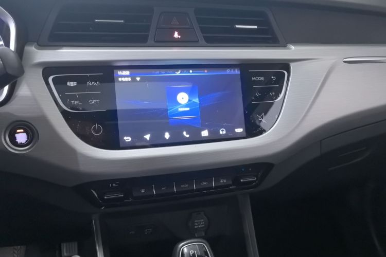 Vision X3 2019 car image #16