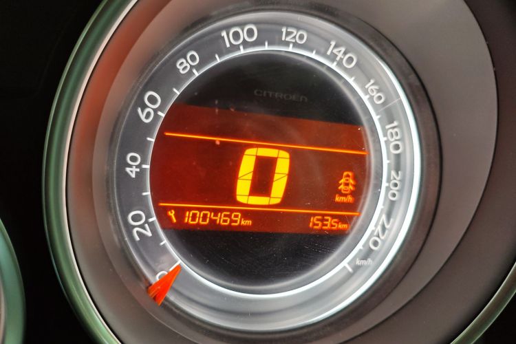 Citroen C4L 2016 image de voiture #16