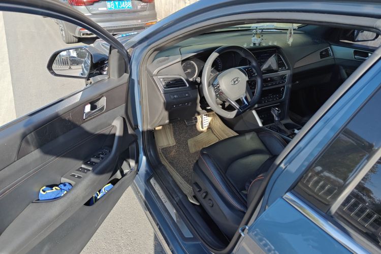 Hyundai Sonata NFC 2015 car image #16