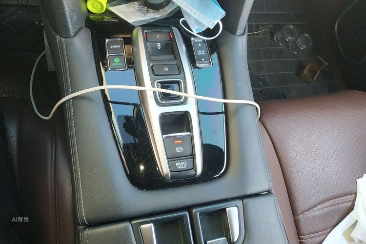 Honda UR-V 2017 car image #16