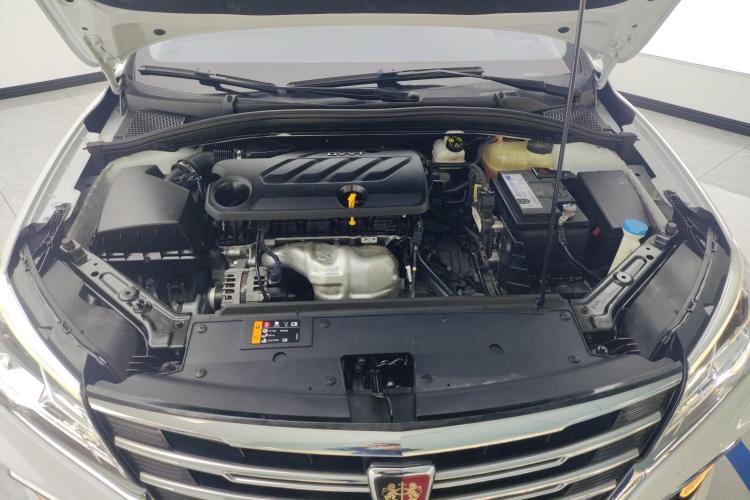 Roewe i5 2021 car image #16