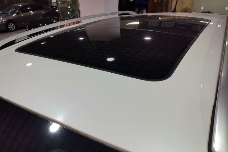 Ford Kuga 2017 #16 Ford Kuga 2017 car image #16