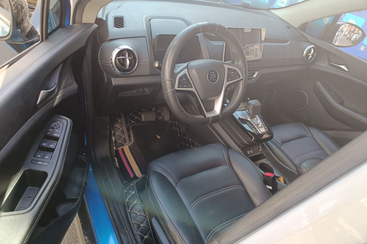 BYD Yuan New Energy 2019 car image #16