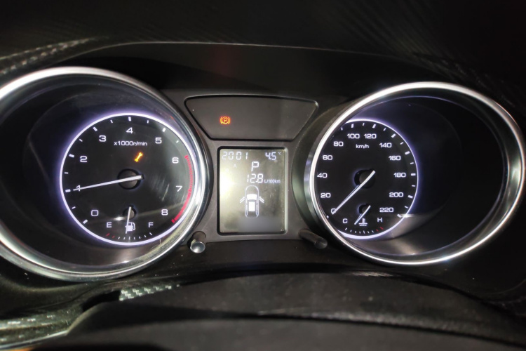 Zotye T300 2017 image de voiture #16