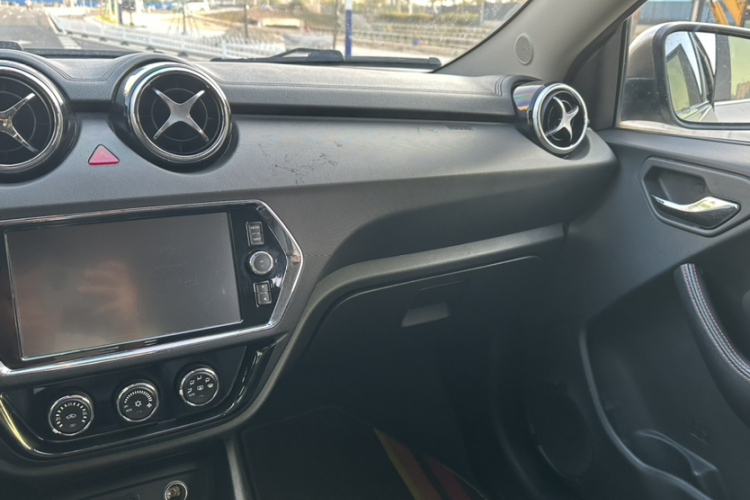 Soueast DX3 2018 imagen de coche #16