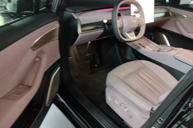 2025 image de voiture #16