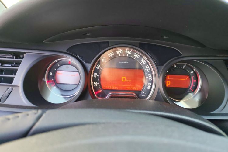 Citroen C5 2016 immagine di auto #16