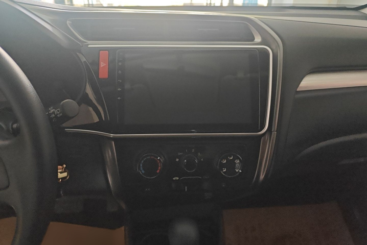 Honda Gienia 2019 car image #16