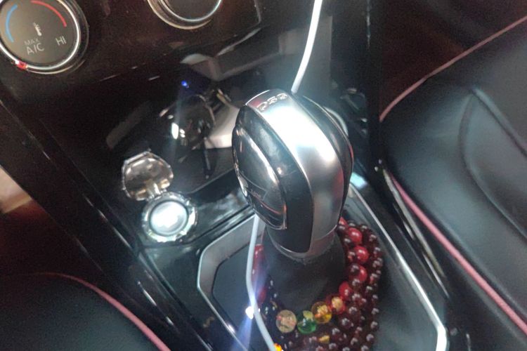 T-Roc 2019 image de voiture #16