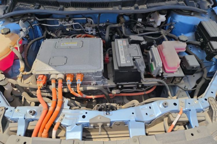 BYD e5 2022 car image #16