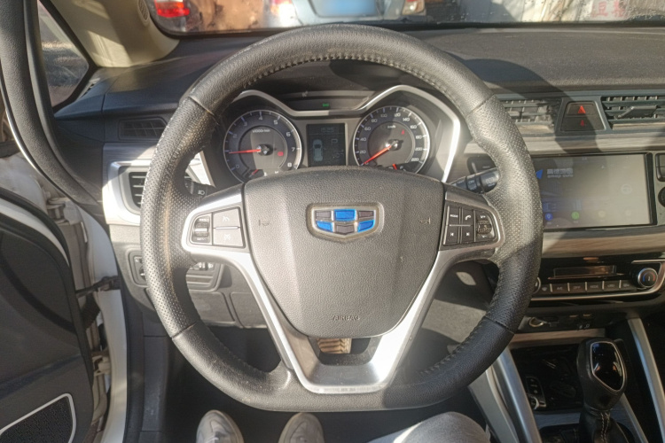 Vision X3 2018 image de voiture #16
