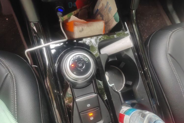 Ford Explorer 2021 car image #16