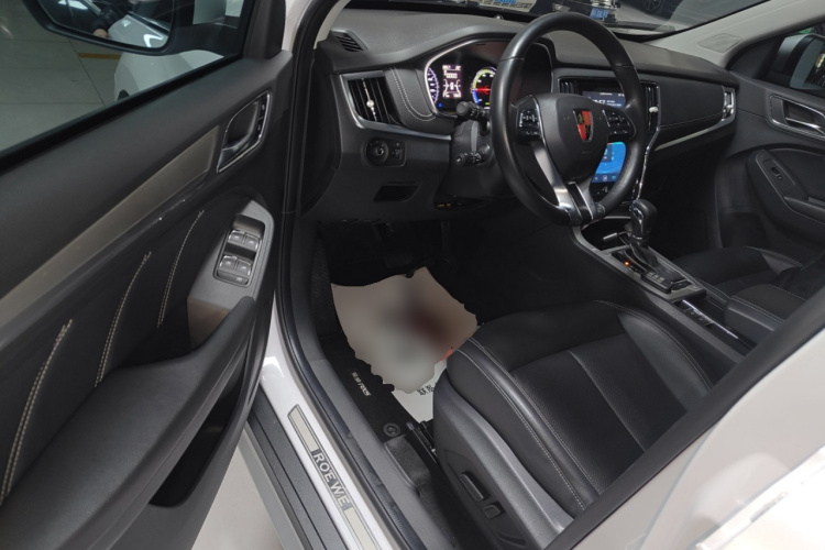 Roewe RX5 New Energy 2018 изображение автомобиля #16