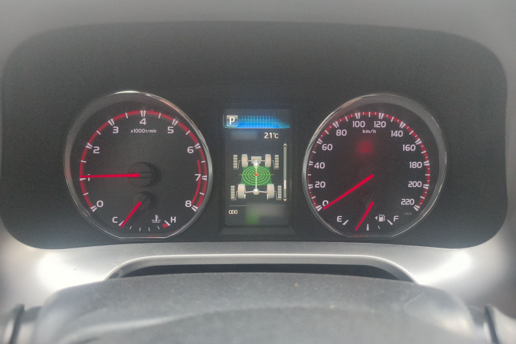 RAV4 2017 immagine di auto #16