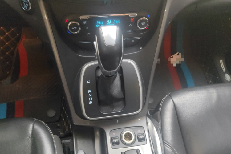 Ford Kuga 2014 car image #16