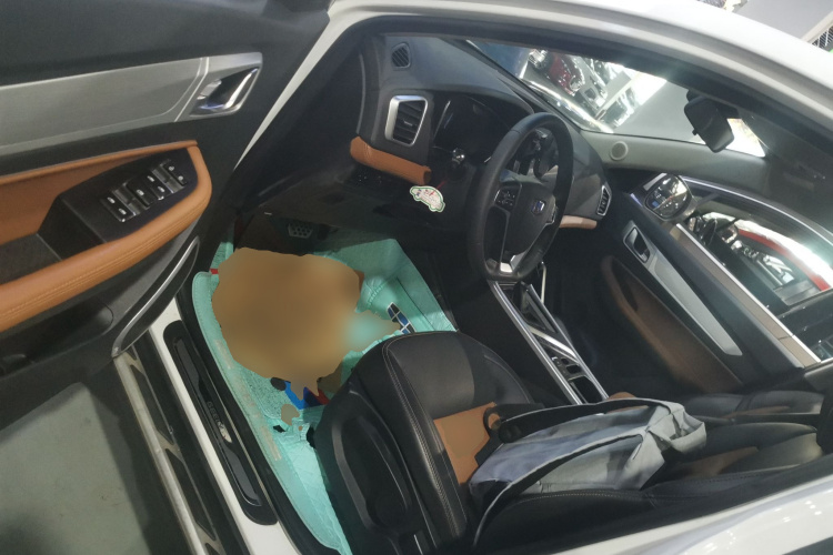 GEELY Vision X6 2019 #16 GEELY Vision X6 2019 car image #16