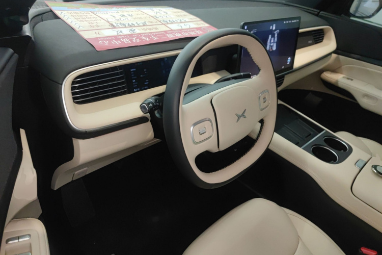 Xpeng G6 2024 immagine di auto #16