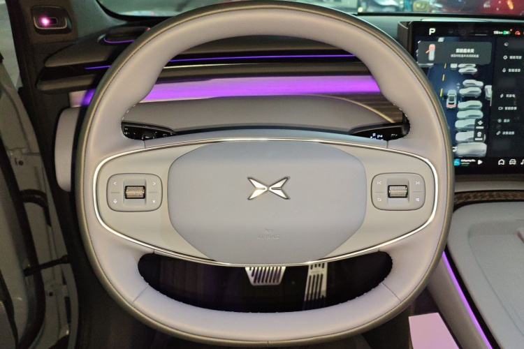 Xpeng G7 2025 #16 Xpeng G7 2025 car image #16